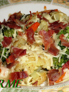Una foto de Verduras gratinadas con jamón