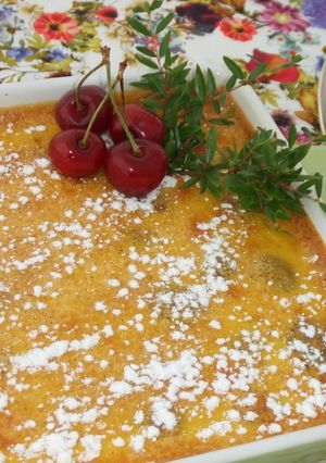 Una foto de Cafloutis de cerezas