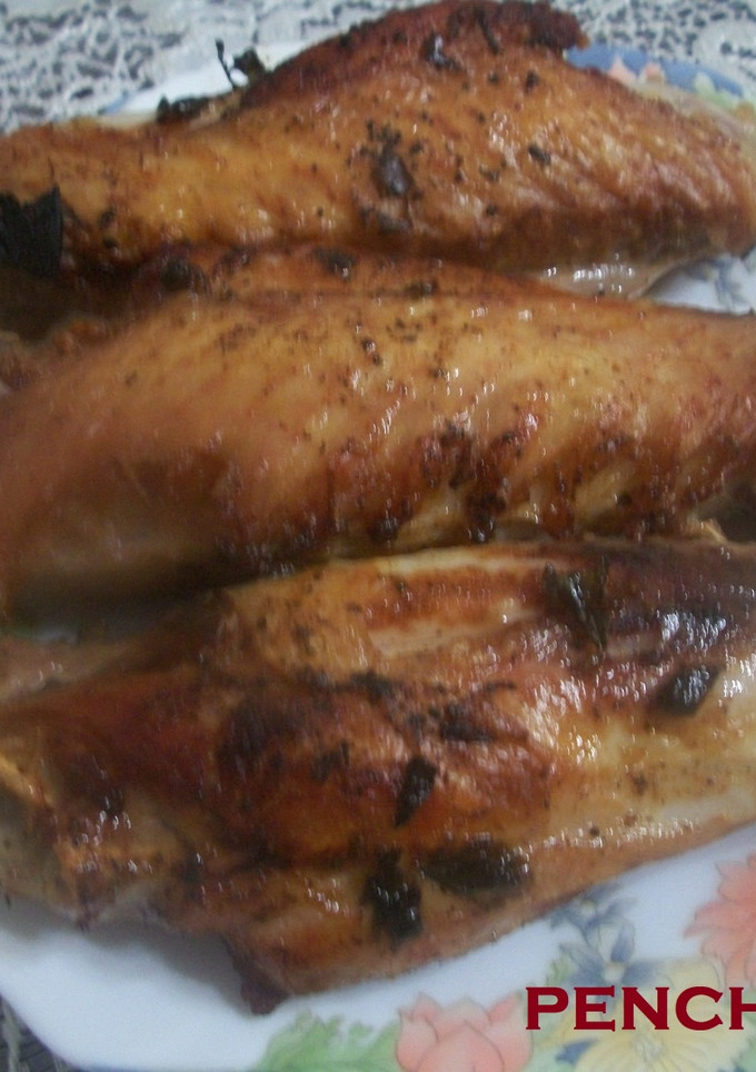 Una foto de Alones de pava en adobo