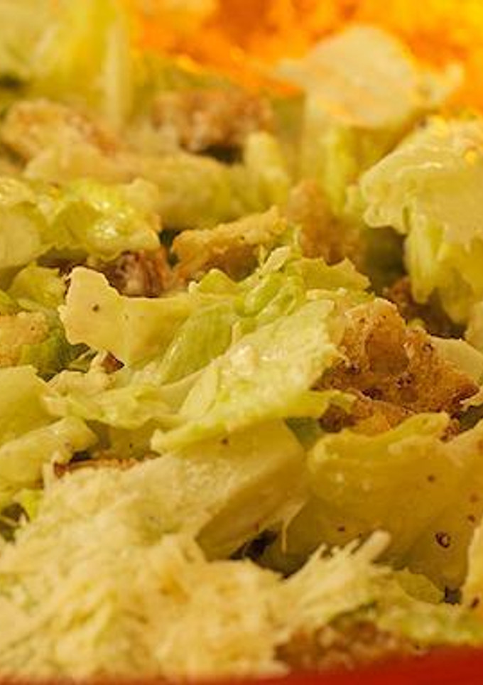 Una foto de Ensalada Cesar con anchoas