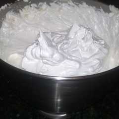 Una foto de Cómo se hace el merengue italiano