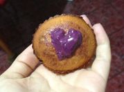 Una foto de glaseado para cupcake