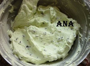 Una foto de Crema de menta casera