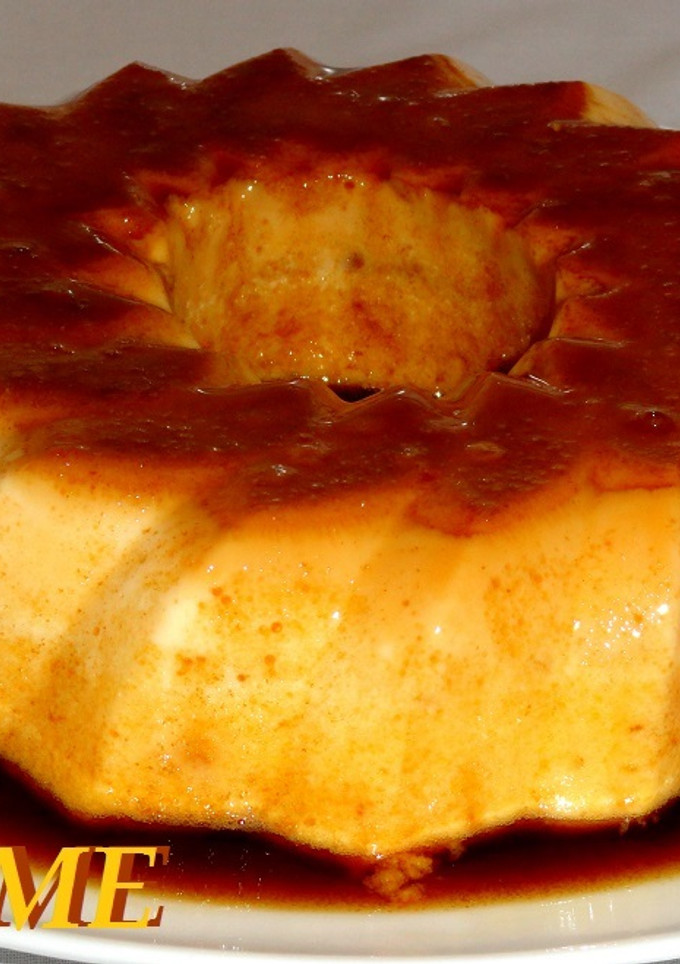 Una foto de Flan de calabaza con almendras