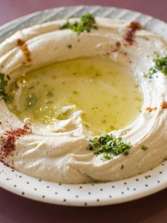 Una foto de Hummus con Tahine