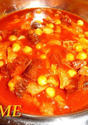 Una foto de Cazuela de callos con garbanzos