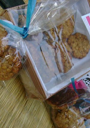 Una foto de Cookies de avena miel y naranja