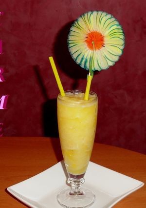 Una foto de Sorbete de piña en almíbar