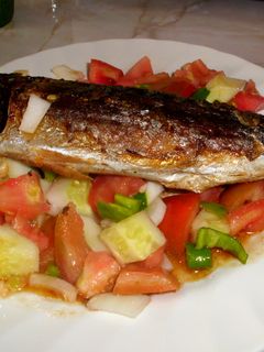 Una foto de Caballas asadas con priñaca