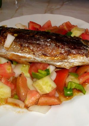 Una foto de Caballas asadas con priñaca