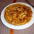 Tortilla de patata, calabacines y chorizo