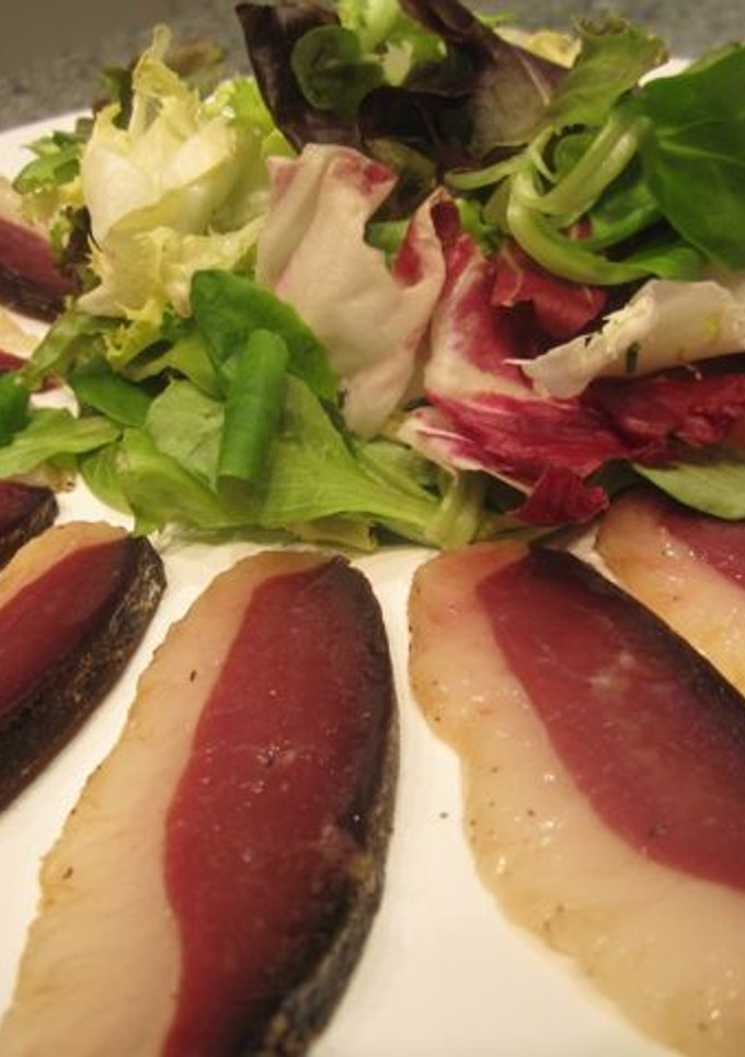 Una foto de Jamón de pato