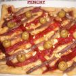 Coca picante, con pimientos asados y anchoas