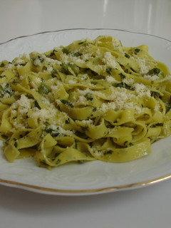 Una foto de Cintas al pesto