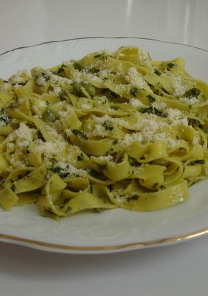 Una foto de Cintas al pesto