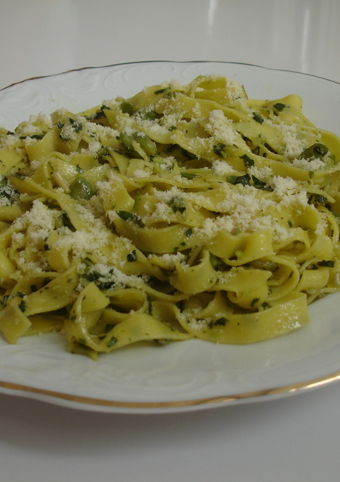 Una foto de Cintas al pesto