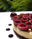 Tarta de cerezas picotas y crema