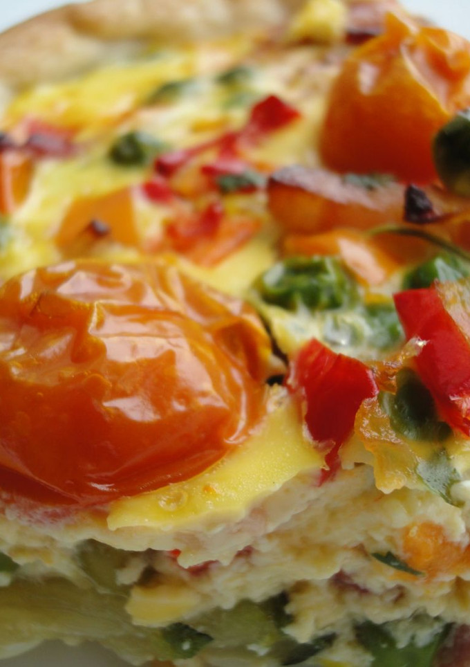 Una foto de Tarta de verduras multicolor