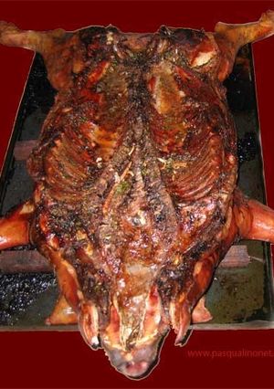 Una foto de Lechón a la parrilla