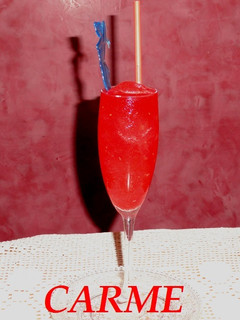 Una foto de Sorbete de sandia con granadina