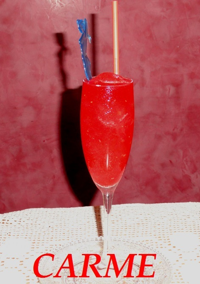 Una foto de Sorbete de sandia con granadina