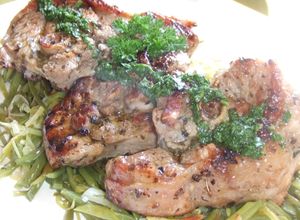 Una foto de Osobuco de pavo con salsa de perifollo