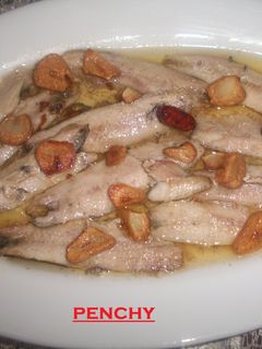 Una foto de Filetes de boquerones al ajillo
