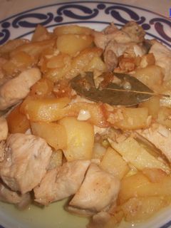 Una foto de Pollo al ajo Cabañil Cartagenero