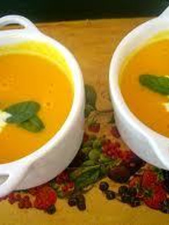 Una foto de Crema de zapallo con queso crema