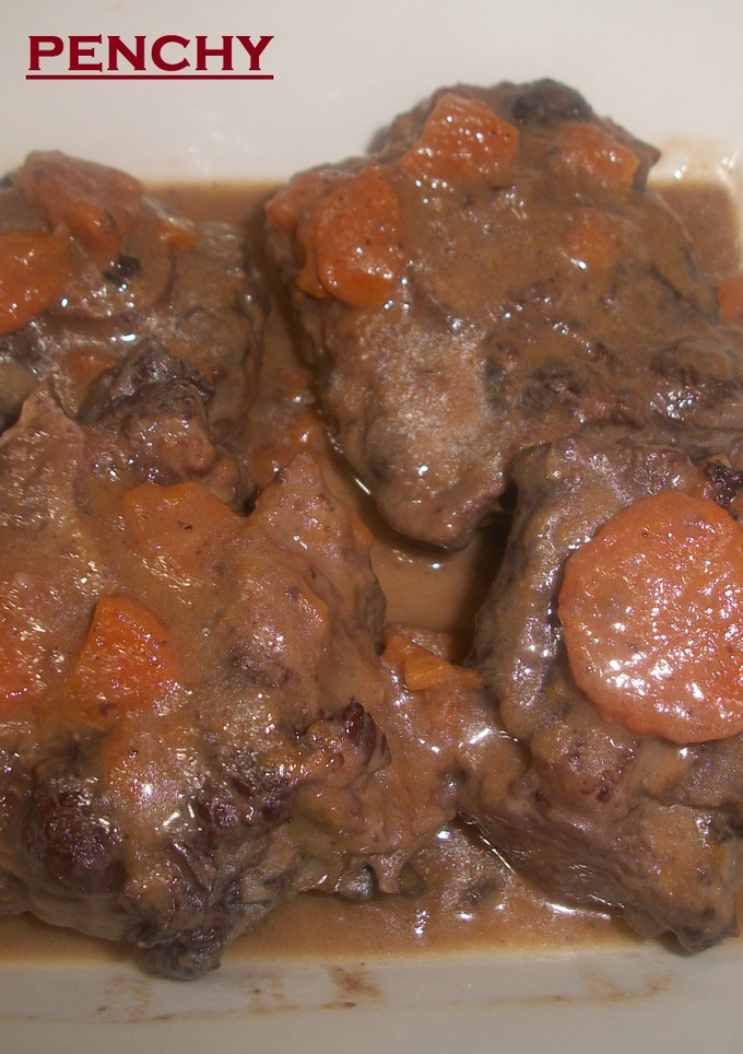 Una foto de Rabo de toro estofado de familia