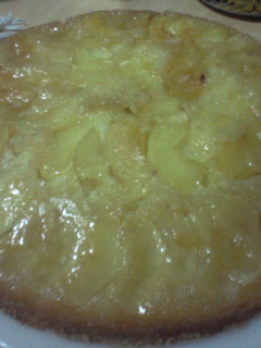 Una foto de Torta de manzana invertida