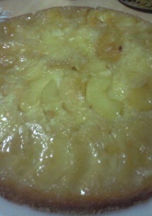 Una foto de Torta de manzana invertida