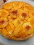 Tarta de duraznos invertida