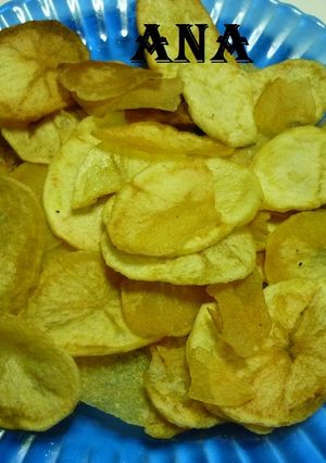 Una foto de Papas fritas para copetín caseras