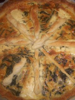 Una foto de Quiche de acelgas con queso azul