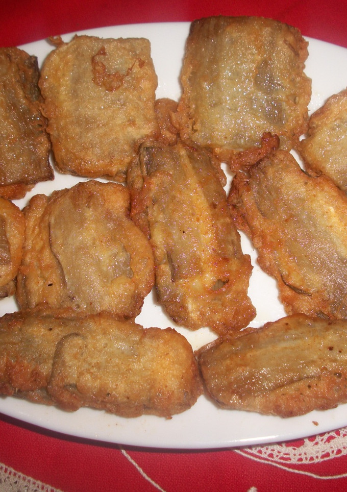Una foto de Pencas de acelga crujientes, rellenas de queso de cabra