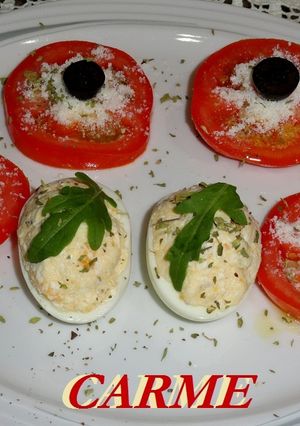 Una foto de Huevos rellenos de requesón