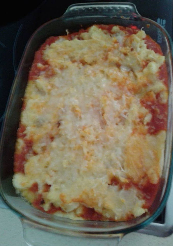 Una foto de Pastel de atún y patatas gratinado