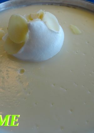 Una foto de Natillas con chocolate blanco