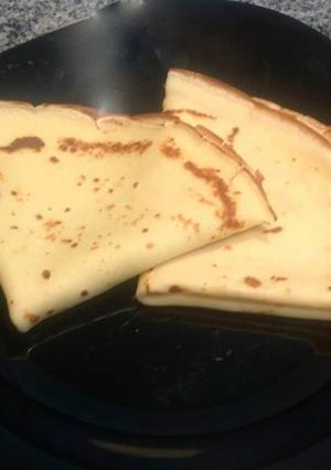 Una foto de Masa para hacer crepes dulces