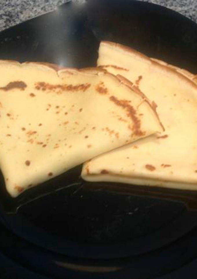 Una foto de Masa para hacer crepes dulces