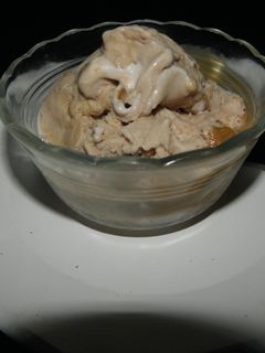 Una foto de Helado crema de nuez moscada
