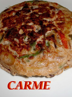 Una foto de Tortilla de verduras y frutos secos