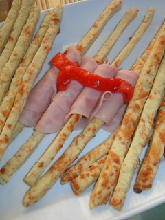Una foto de Grisines de queso artesanales