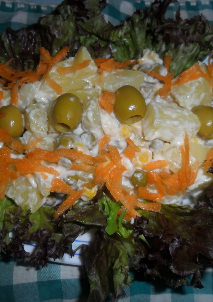 Una foto de Ensalada fresca con mayonesa y mostaza