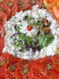 Ensalada vegetariana con salsa especial