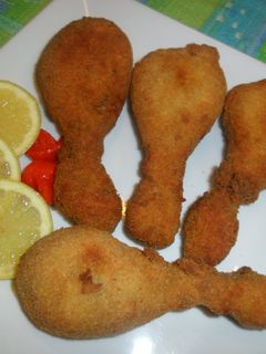Foto principal de Patas de pollo crocantes con arroz amarillo