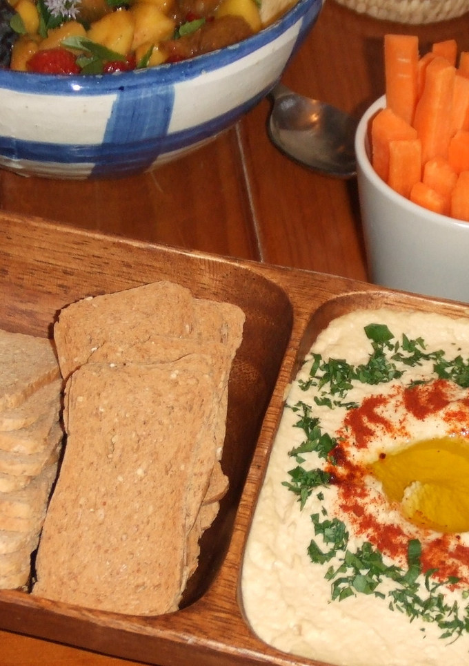 Una foto de Hummus tradicional