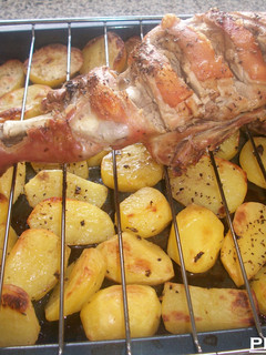 Una foto de Pernil de cochinillo superior al horno