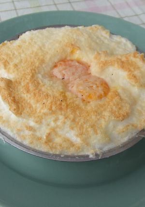 Una foto de Huevos nevados con setas al horno